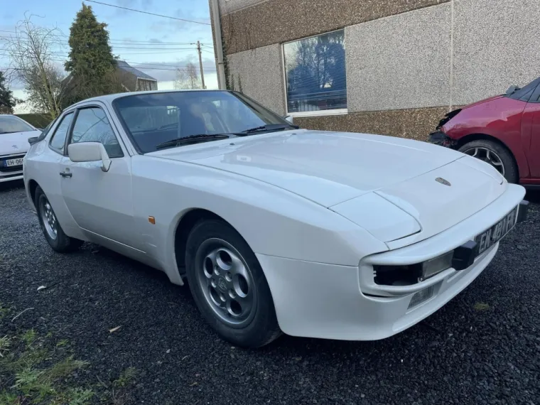  Une Porsche 944 comme neuve chez AFO Carrosserie! , Auchy-lez-Orchies, AFO Carrosserie