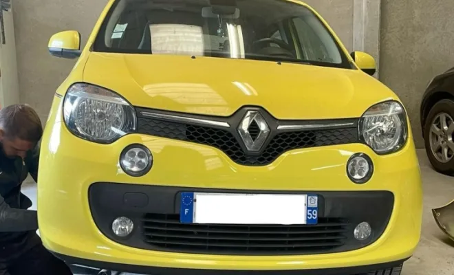 Changement pare-choc d'une Twingo , Auchy-lez-Orchies, AFO Carrosserie